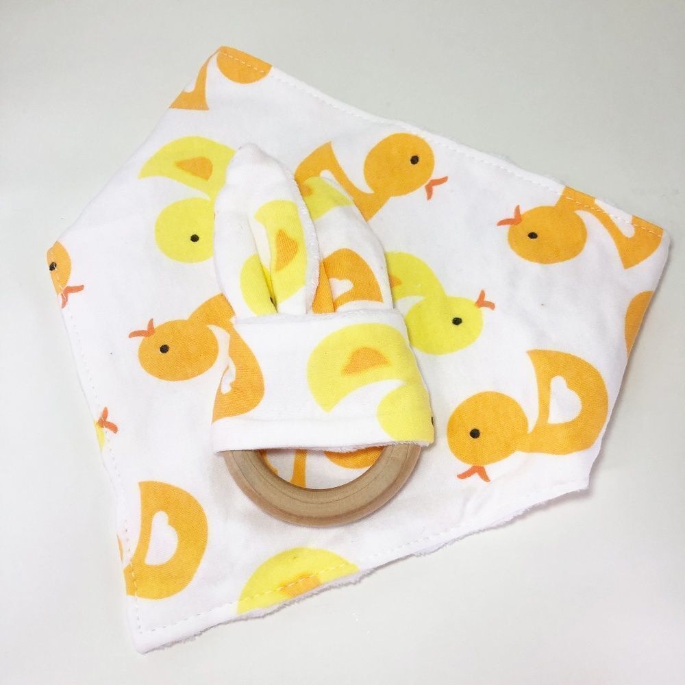 HONEY BABY Bib + Wooden Bunny Toy Duck Printed Gift Set